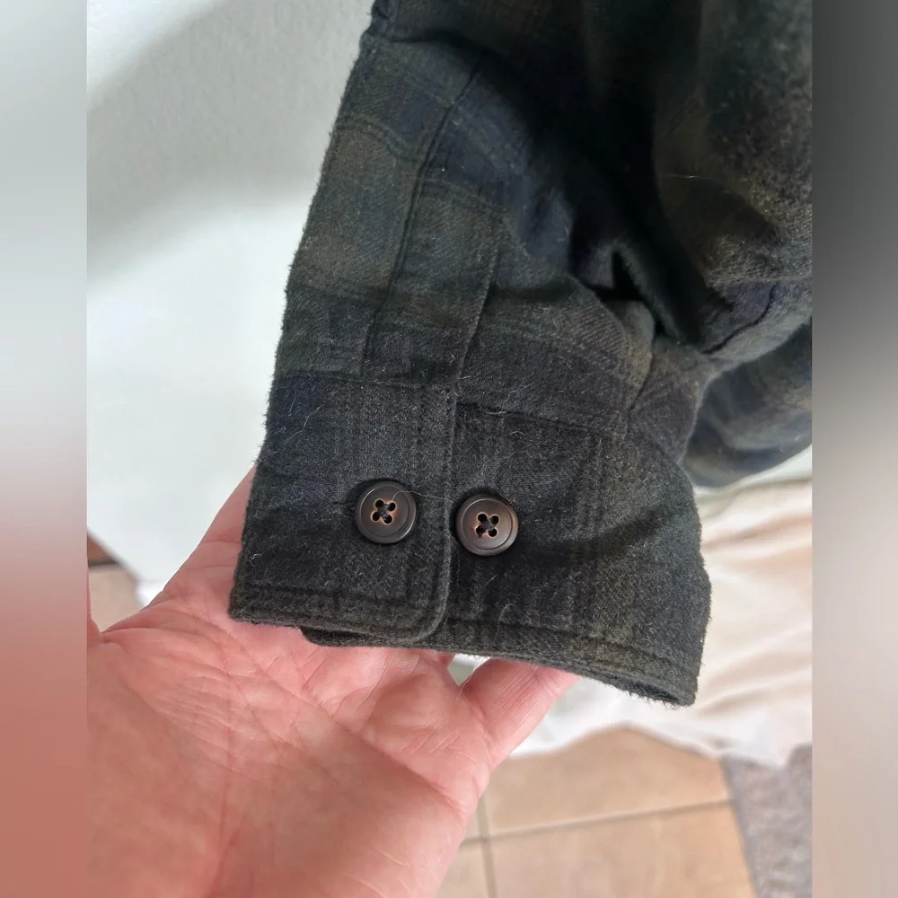 Coleman Green Plaid Button-Up Shirt - Picture 7 of 8